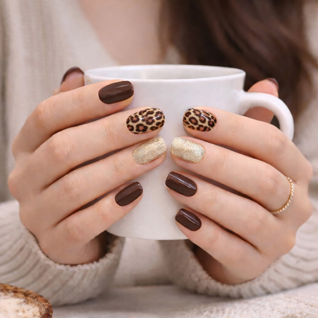 Láminas de Uñas en Gel Leopardo con café y dorado