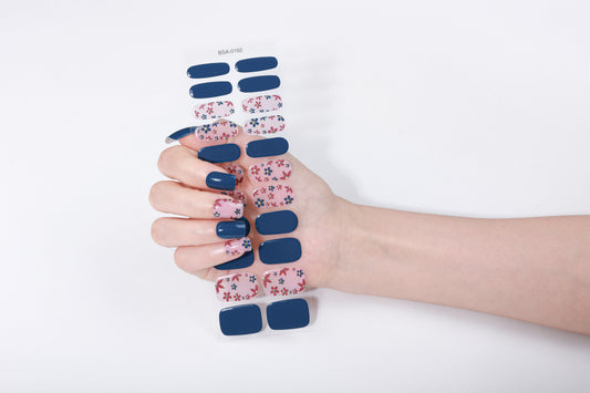 Láminas de Uñas en Gel Azul marino con flores